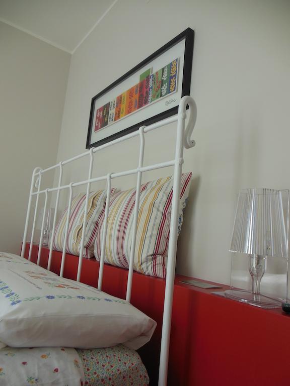 Bed and Breakfast I Perticali Carrù Zimmer foto